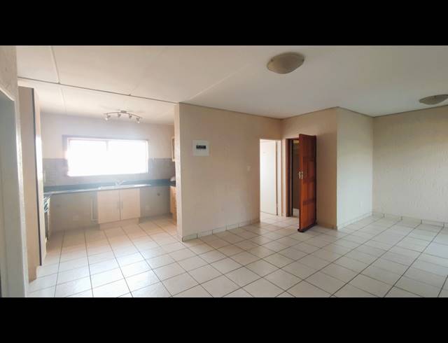 2 BEDROOM FLAT FOR SALE IN THREE RIVERS